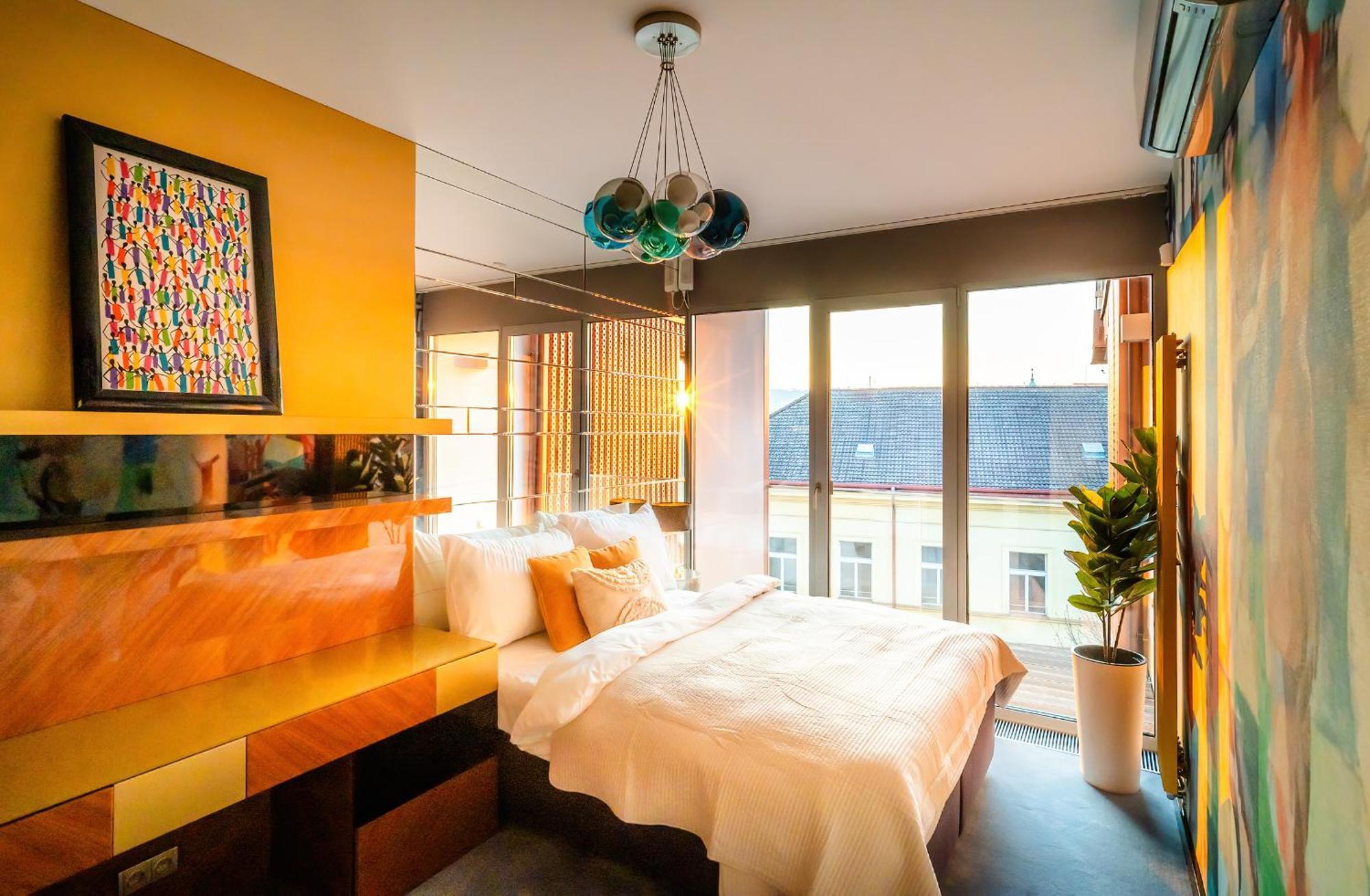 Billionaires Boutique Residence & Premium Suites, Old Town Prague Exterior photo